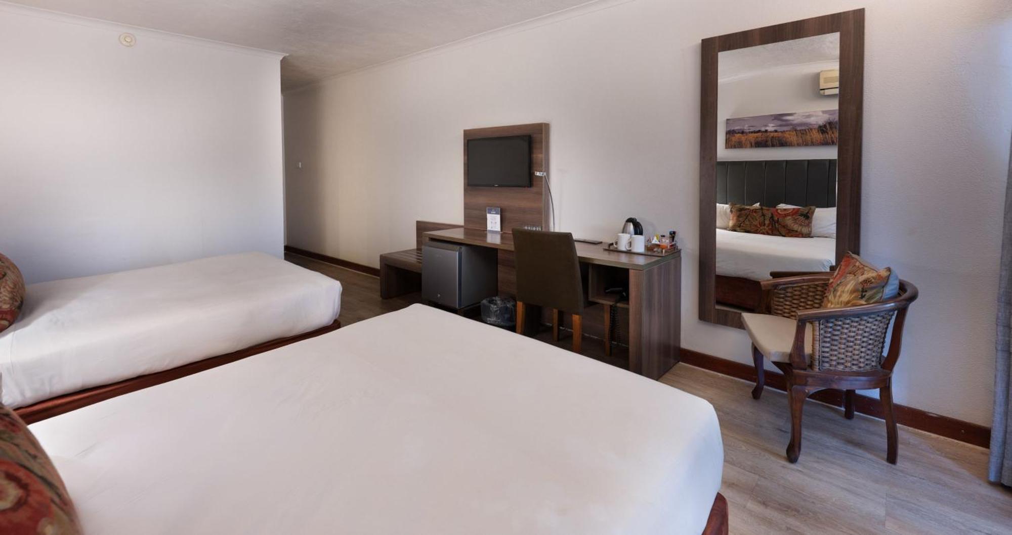 Anew Hotel Hluhluwe Luaran gambar